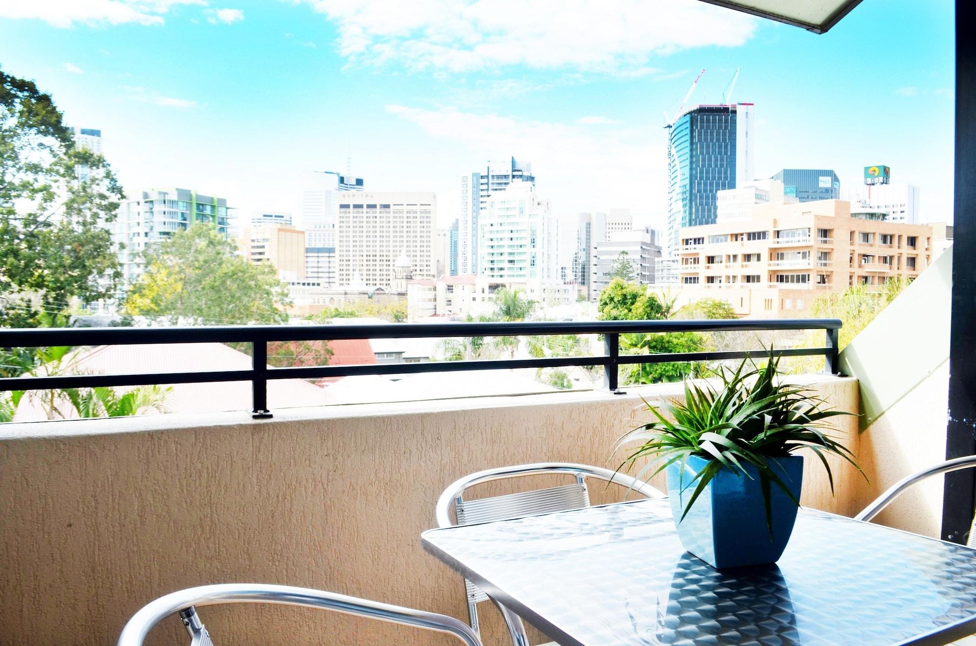 Spring Hill Mews Apartments Бризбейн Екстериор снимка